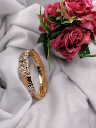 ORO-Z London Three Tone Exquisite Elegance Bangle