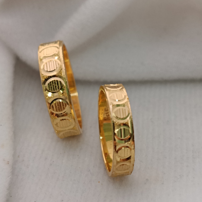 Picture of ORO-Z Gold CNC Shining Tokyo Infinity Engagement Couple Band