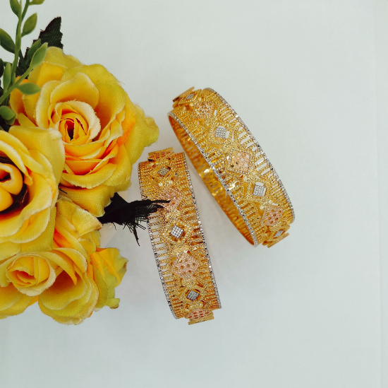 Elegant Designer Gold Bangles