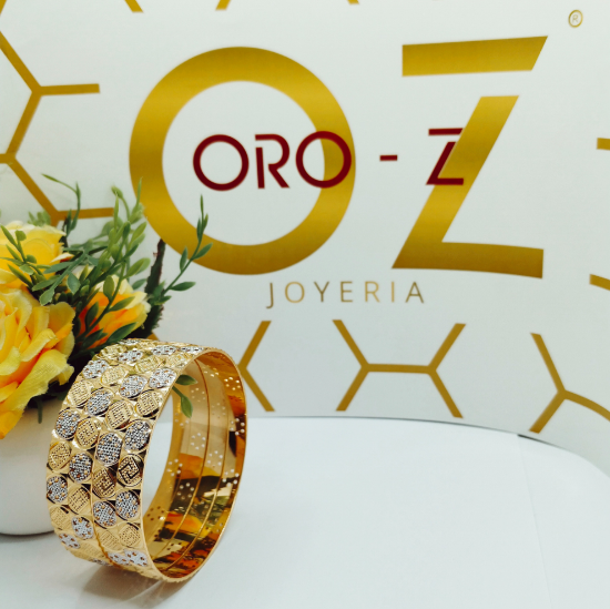 Dual-tone gold bangles