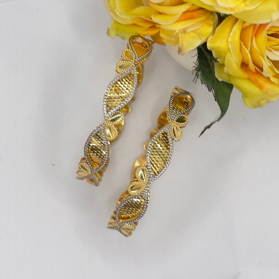Elegant Wedding Gold Bangles