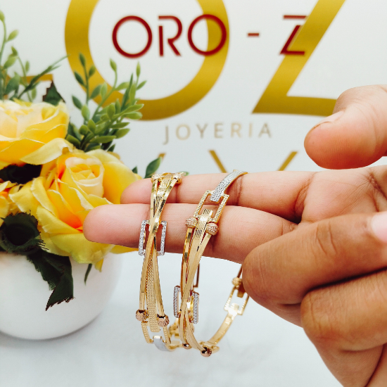Unique Sydney gold bangles