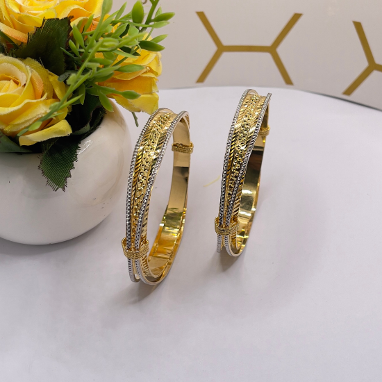 22K CNC gold bangle