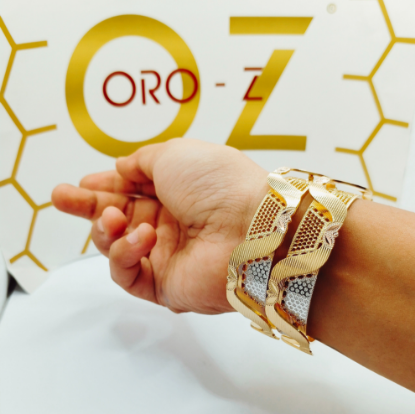 Collectible gold jewelry