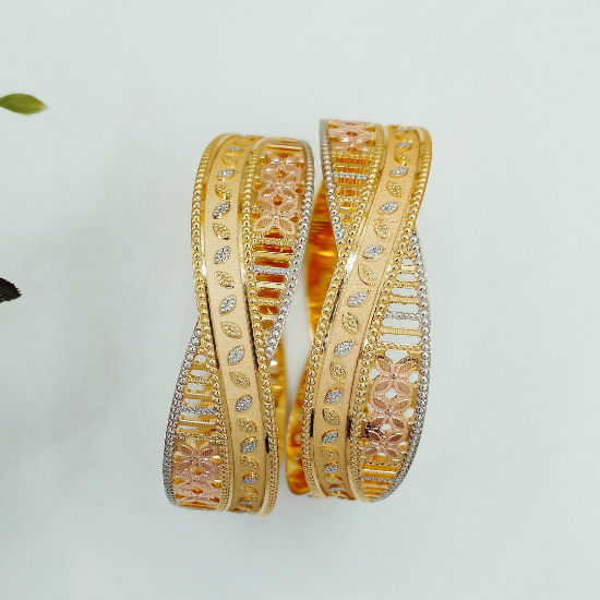 Picture of Luxuriant Gold Laser CNC London Bangles