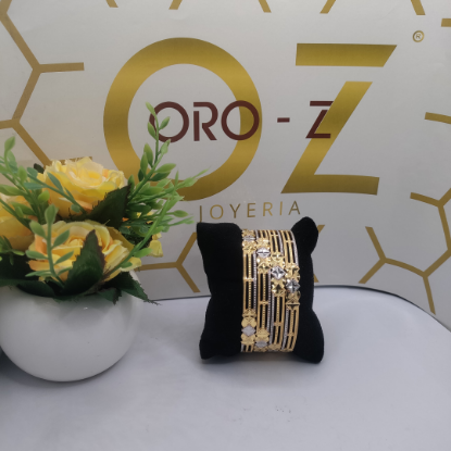 Picture of ORO-Z Glister London CNC Gold Bangle