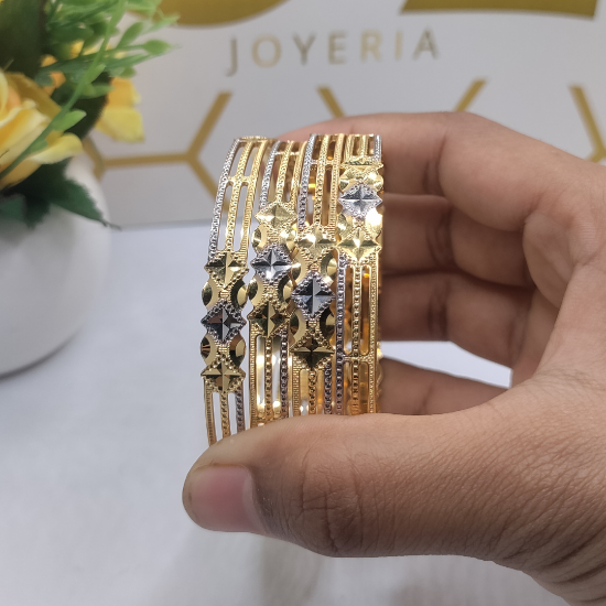 Picture of ORO-Z Glister London CNC Gold Bangle