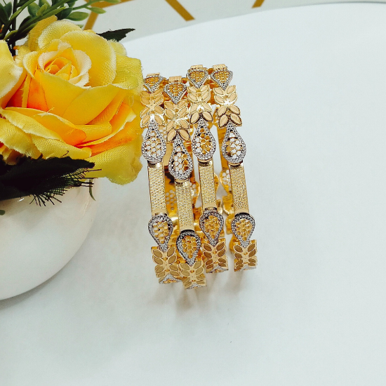Modern gold bangle designs