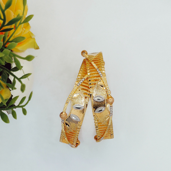 New Fashioned Gold Bangles