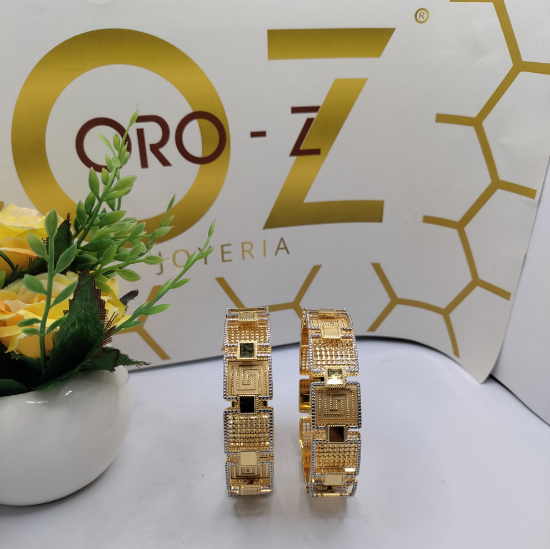 Modern Gold Bangle Designs
