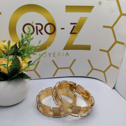 18K Designer Gold Bangles