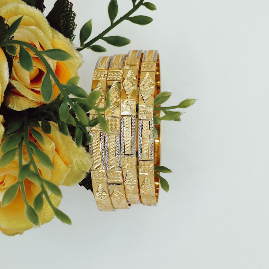 Picture of London CNC Traditional Style Gold Bangles