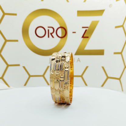 Picture of Leafy Motif CNC London Gold Bangles