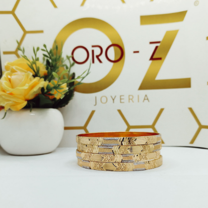 Leafy Motif Gold Bangles