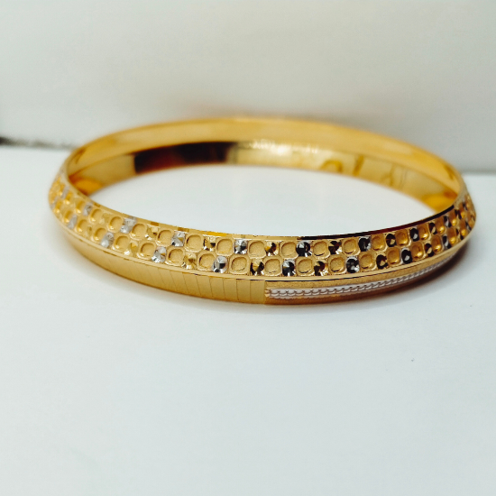 Elegant Gold Kada