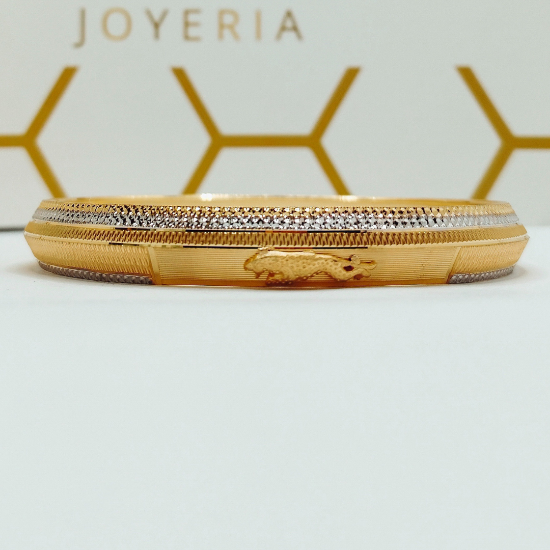 Dual-tone openable bracelet