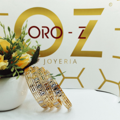 Statement Gold Bangle